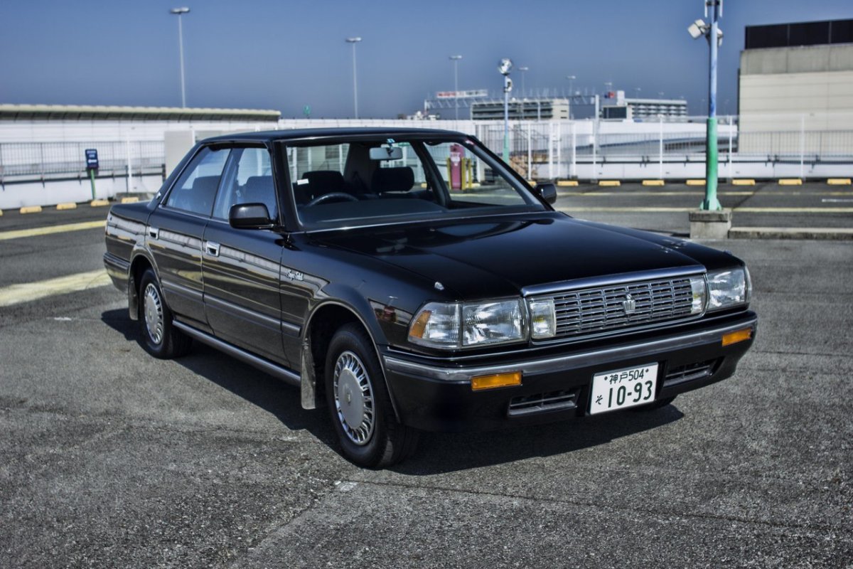 Toyota Crown 1990