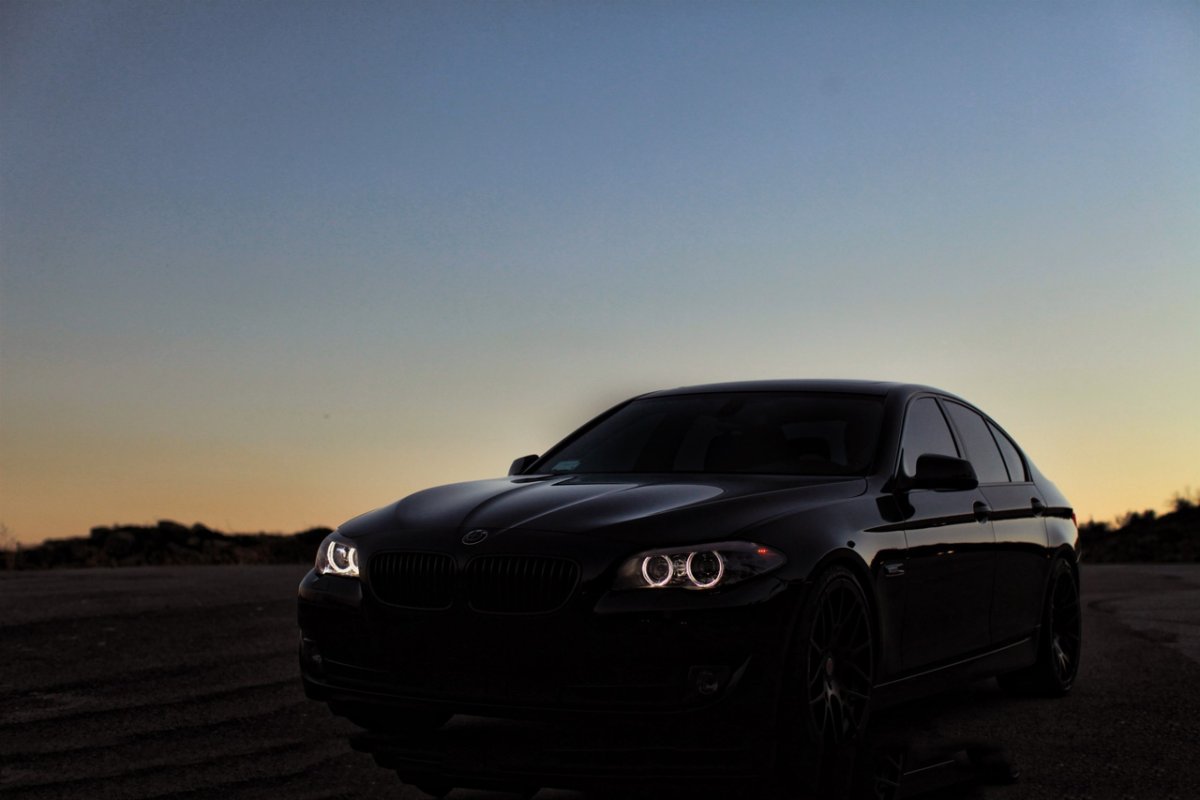 BMW м5 черная тонированная