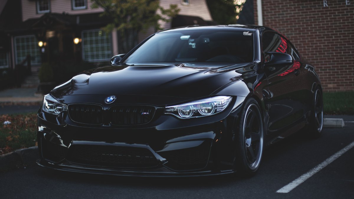 BMW m4 f82 Black