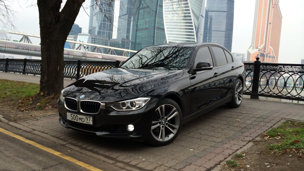 BMW 3 1,6 I 2014 черная