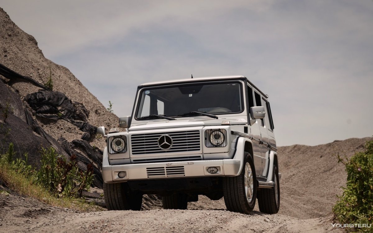 Mercedes g500 SUV