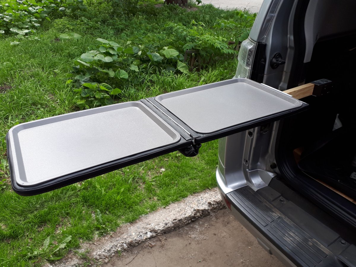 Откидной столик range Rover 3