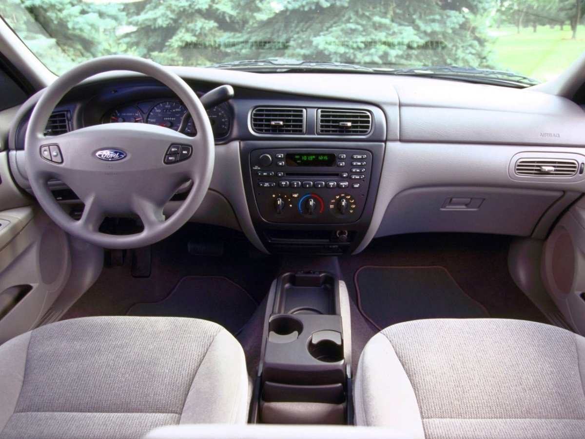Ford Taurus IV 3.0 at 1999