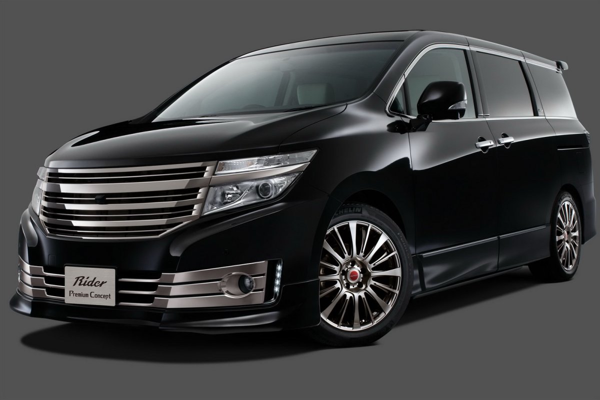 Nissan Elgrand 2011