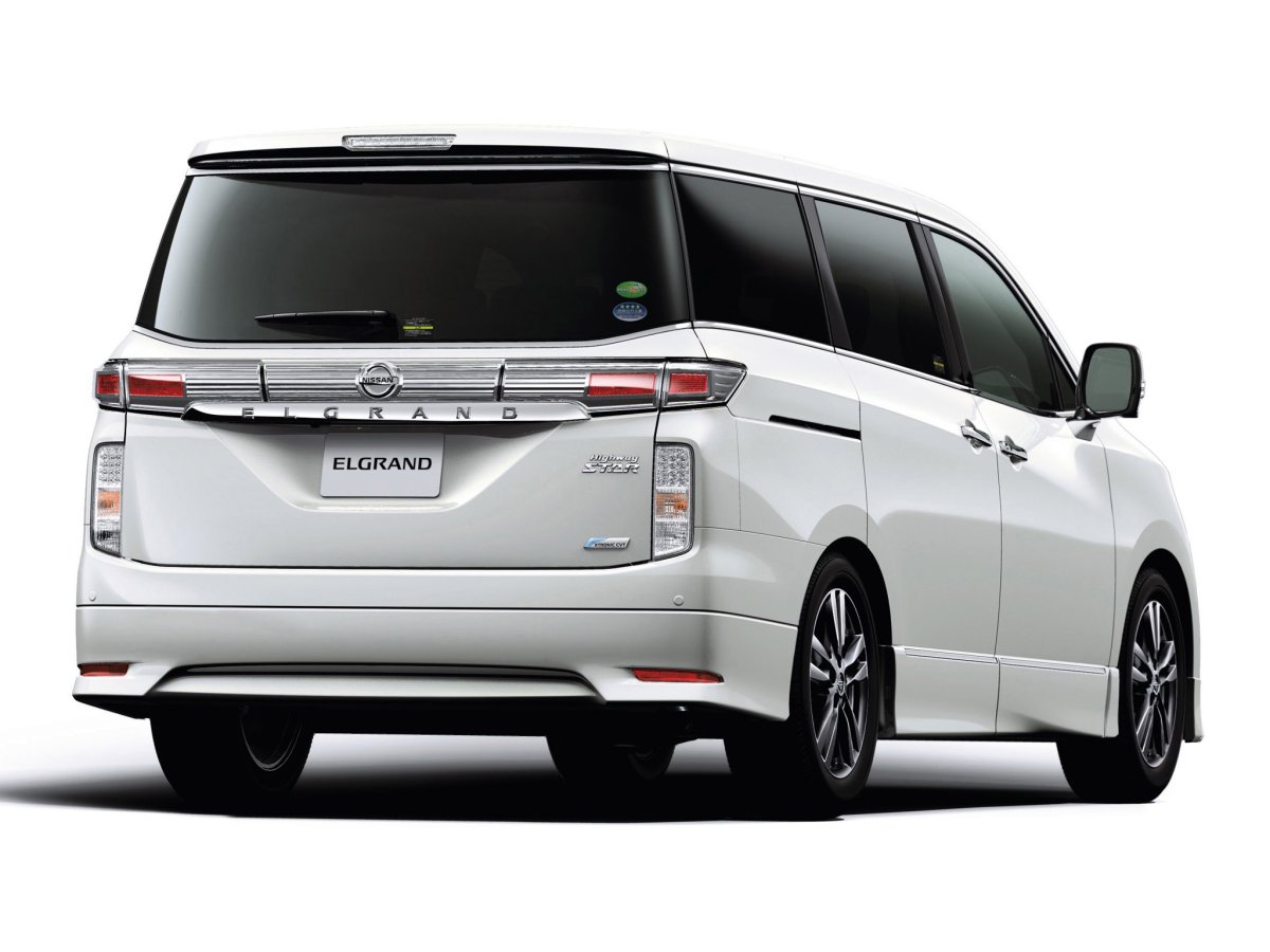 Nissan Elgrand e52