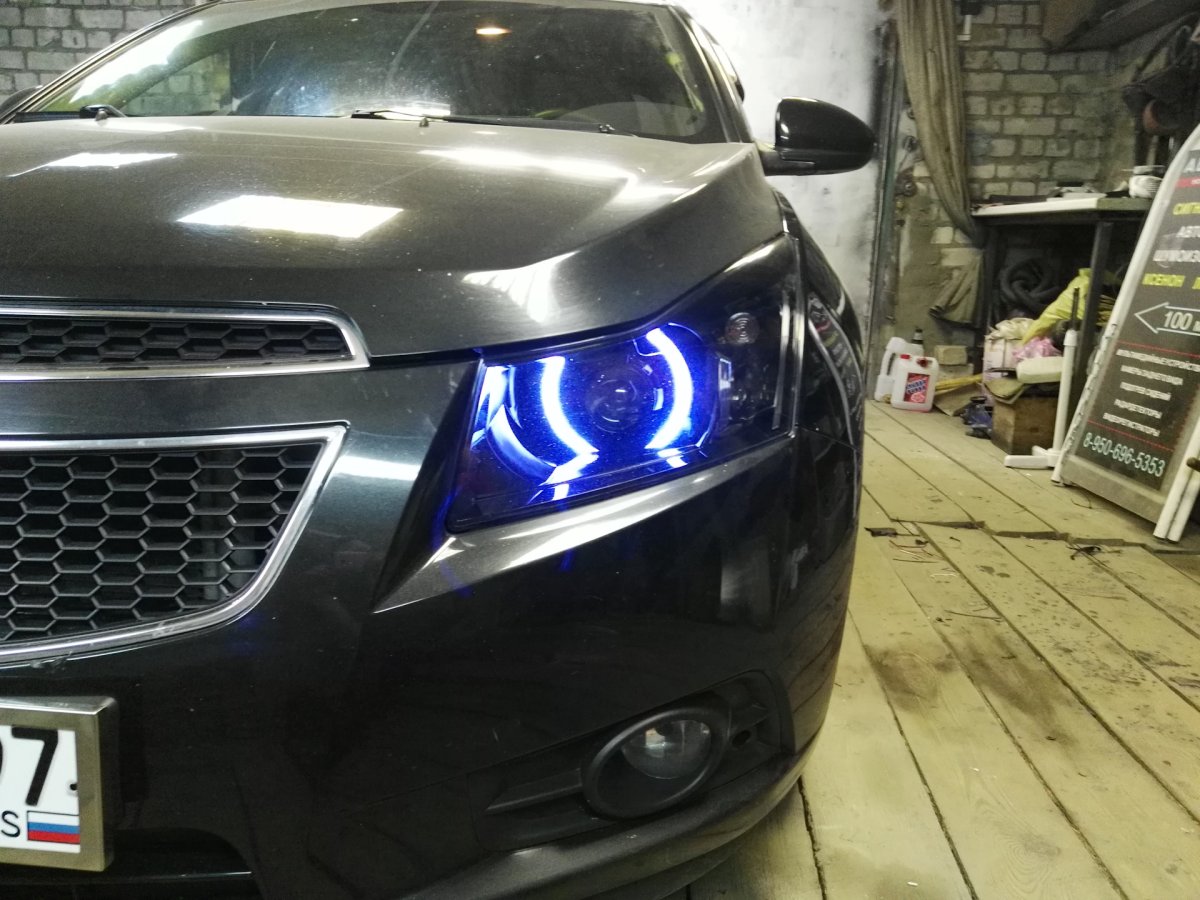 Chevrolet Cruze ангельские глазки