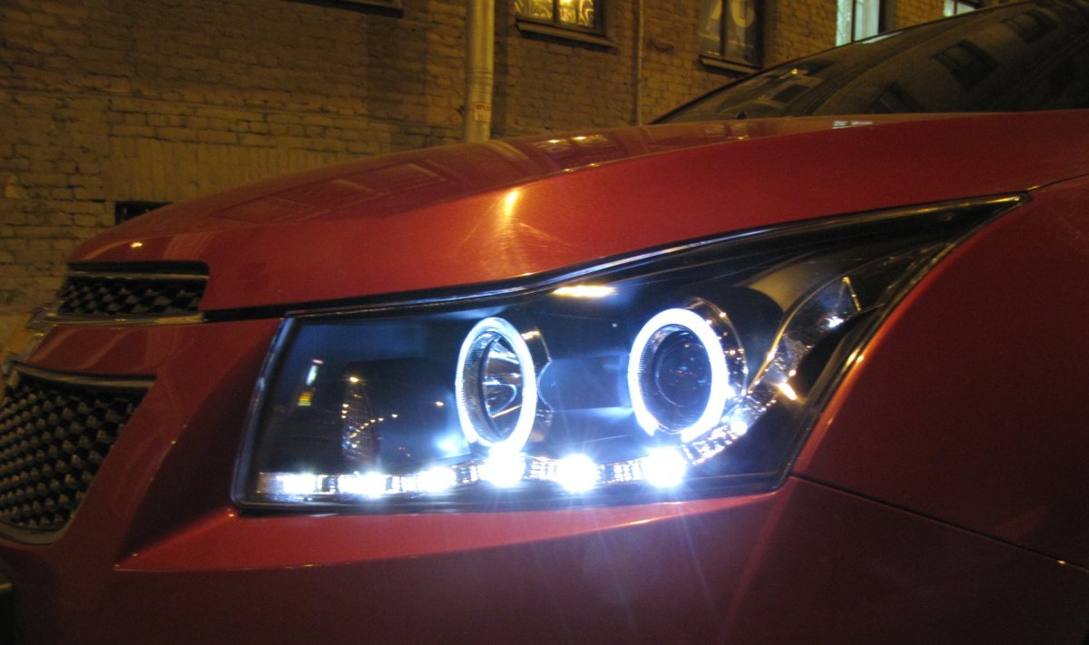Фары Chevrolet Cruze '09-,"ангельские глазки