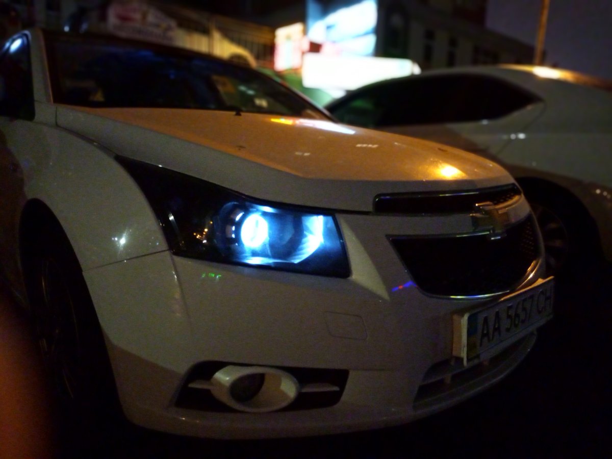 Chevrolet Cruze фары с линзами