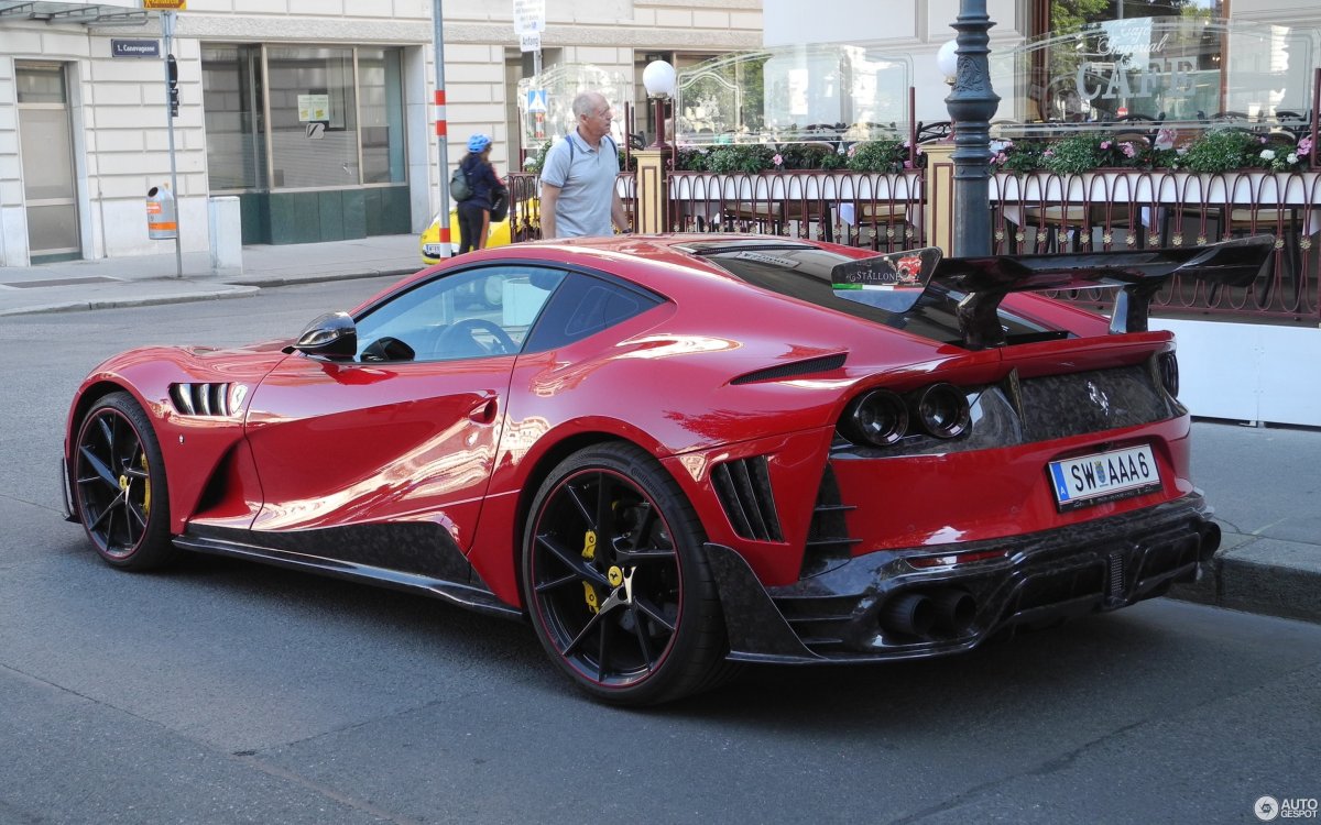 Ferrari 812 Superfast Mansory