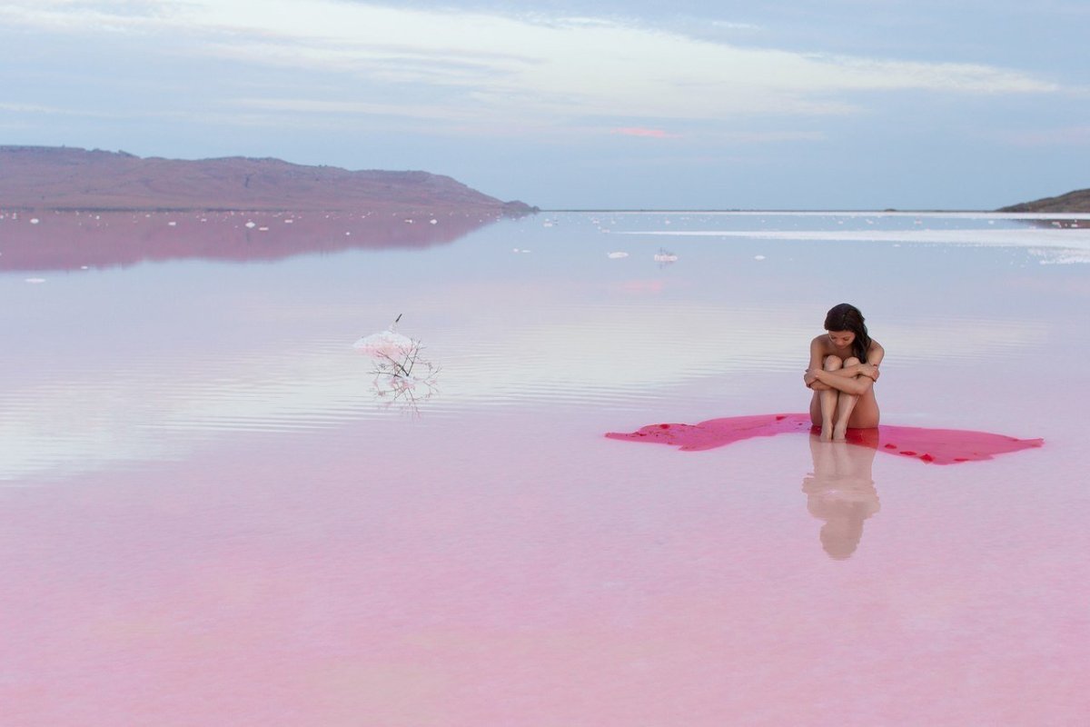 Озера для купания розовые