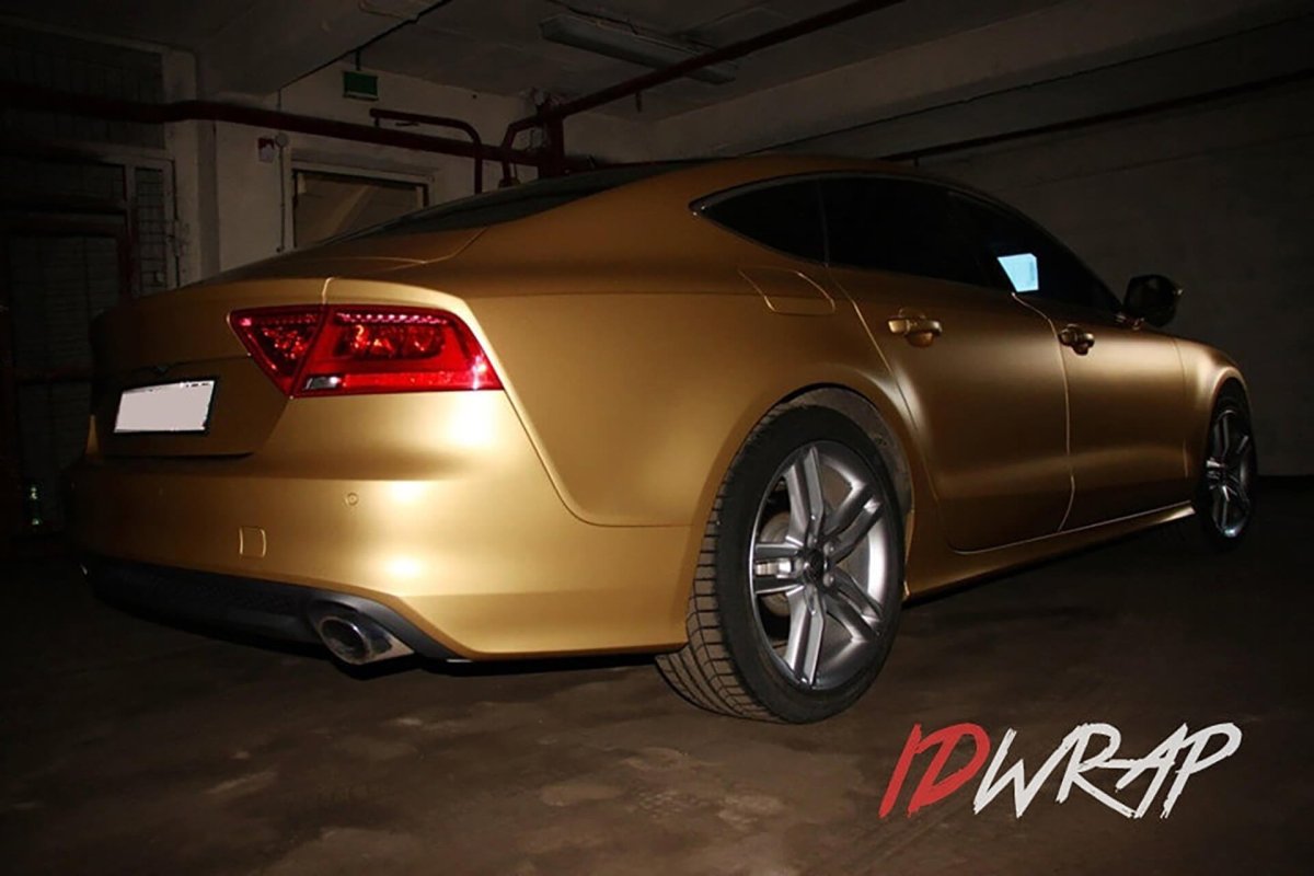 Audi a7 Золотая