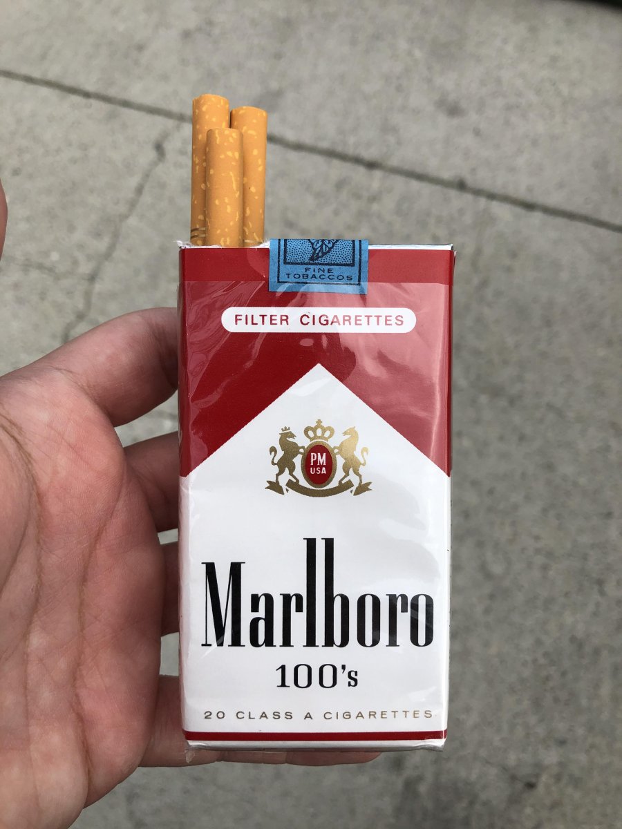 Marlboro Black 100's