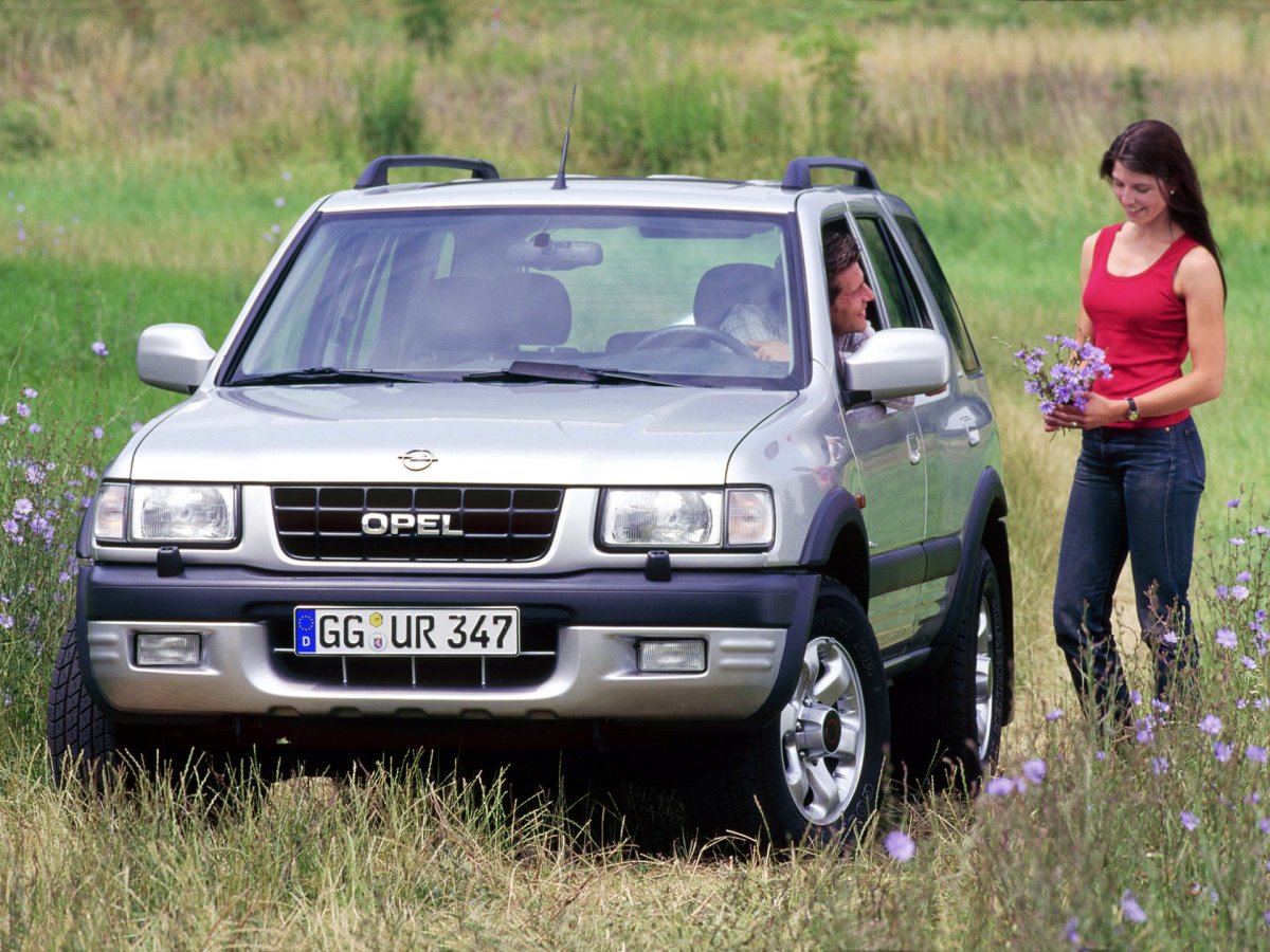 Opel Frontera b Sport 2003