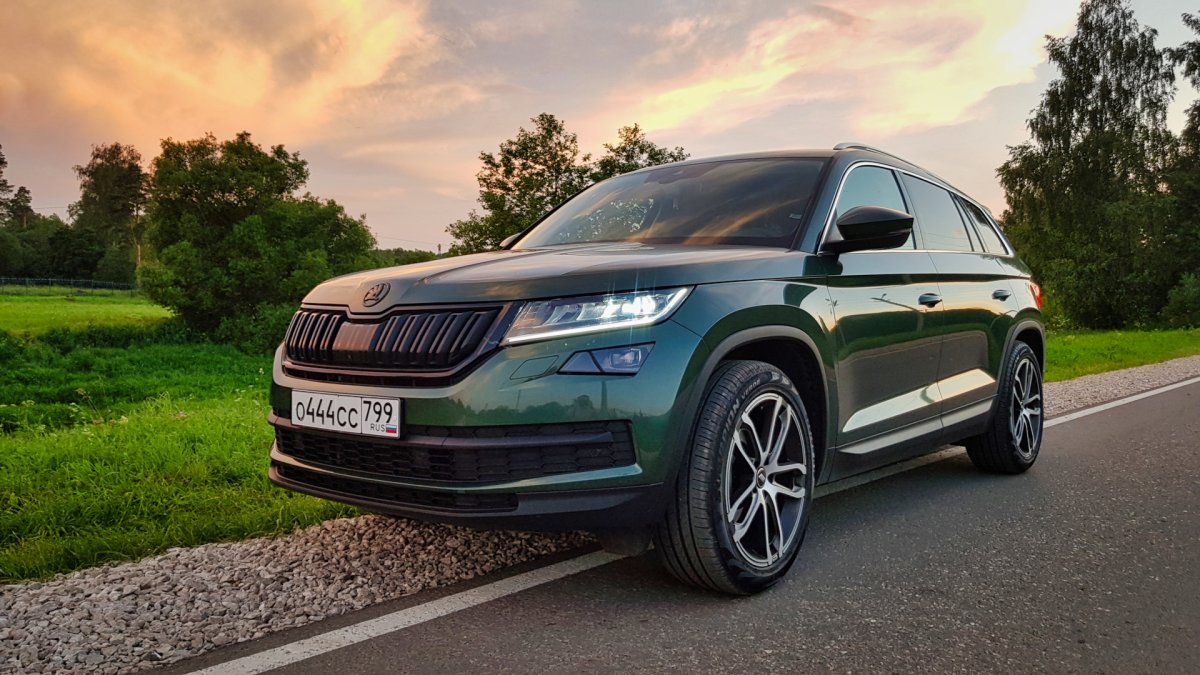 Skoda Kodiak зеленый