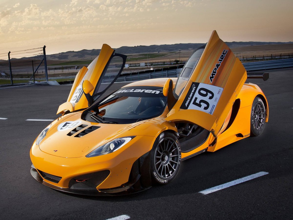 MCLAREN mp4-12c gt3