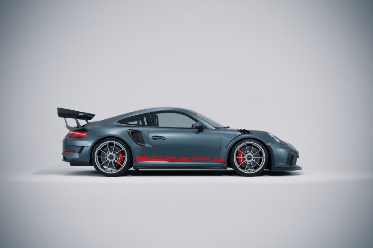 Порше 911 сбоку