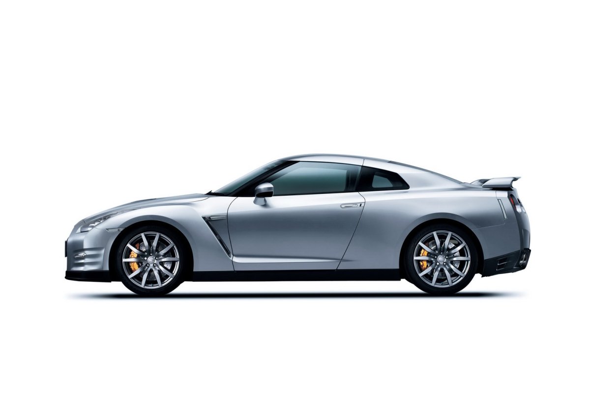 Nissan Skyline r35 2010