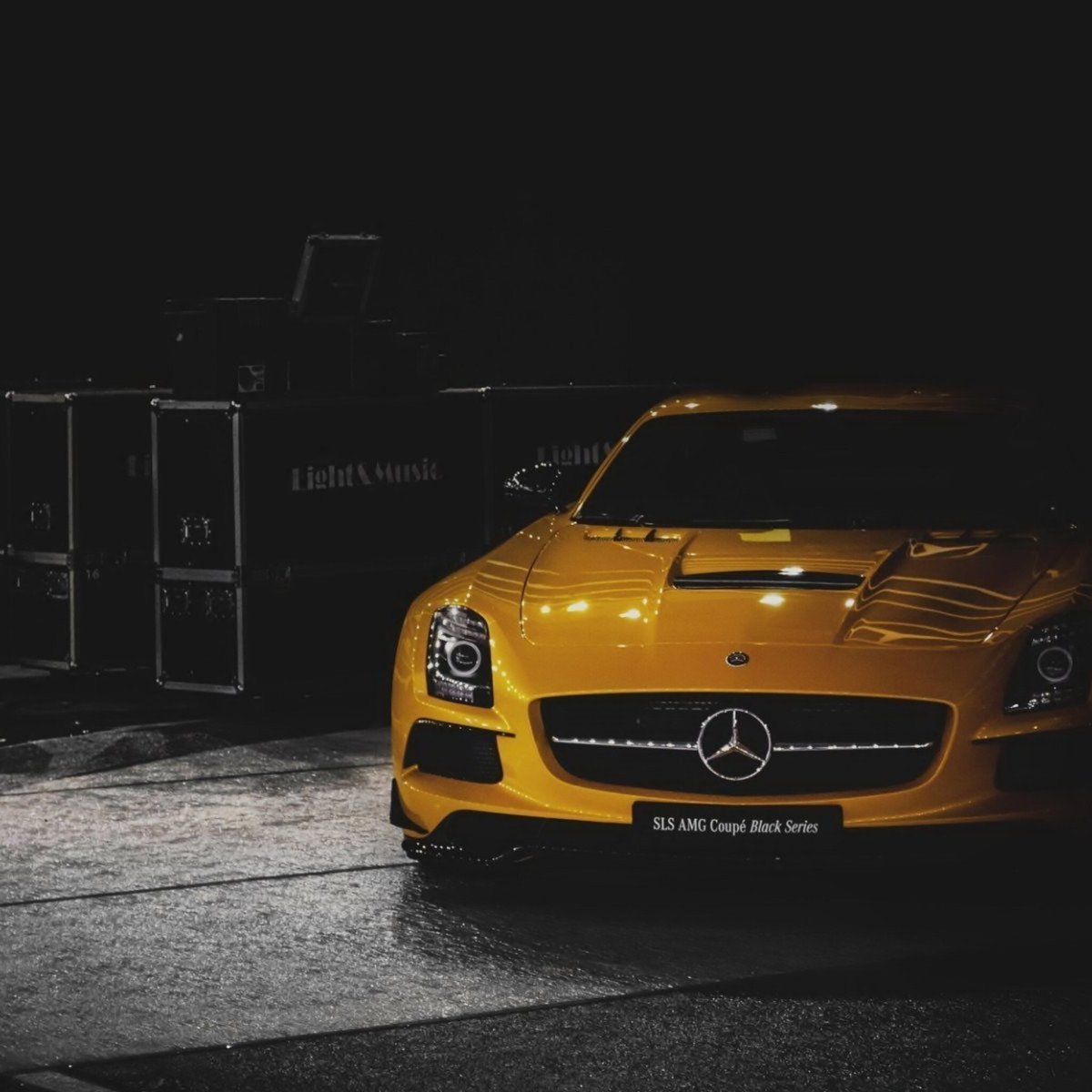Mercedes SLS AMG обои