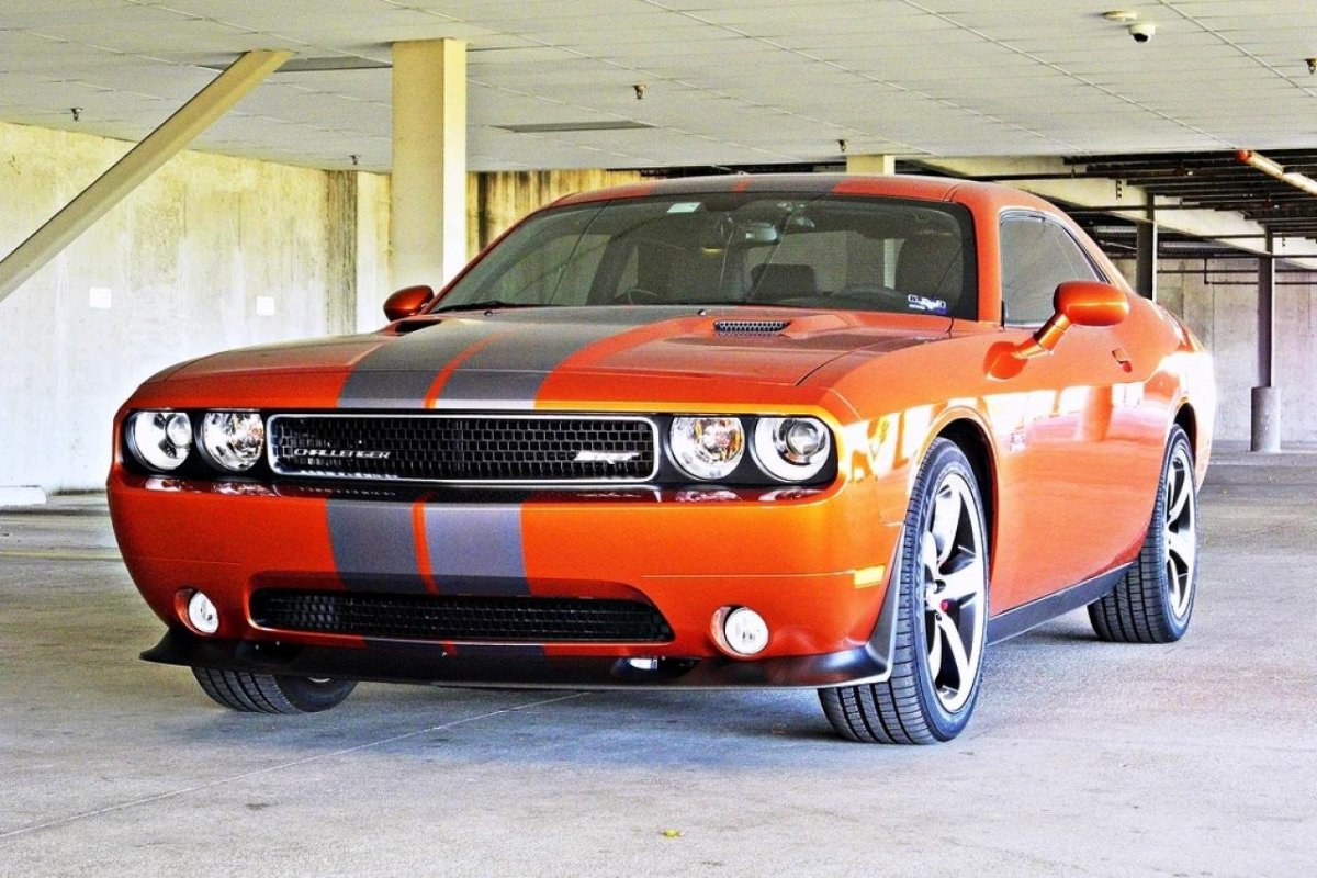 Dodge Challenger 2011