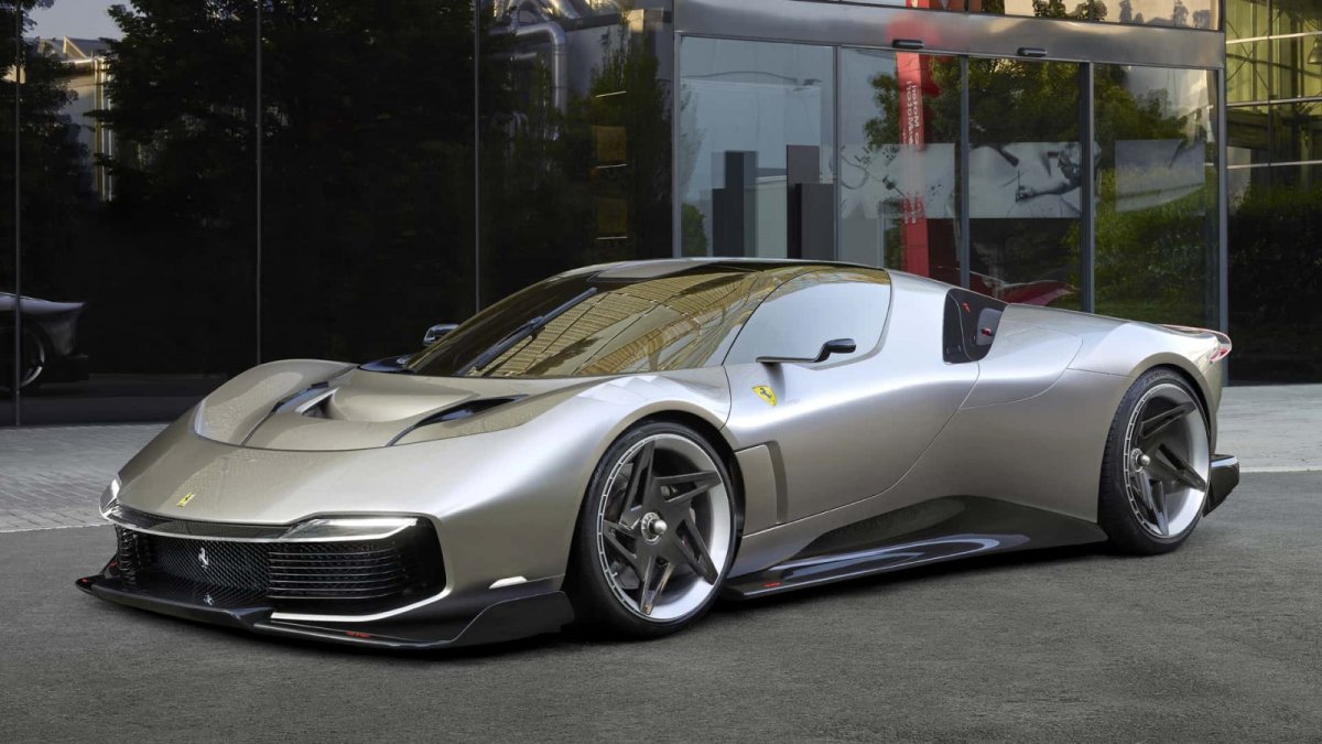 Самый дорогой машина в мире 2023. Феррари 2023. Феррари 23. Феррари последняя модель 2023. Самый дорогой спорткар.
