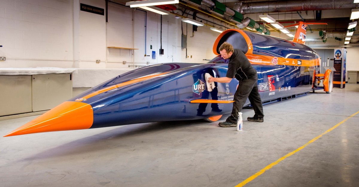 Bloodhound SSC 1609 км.ч