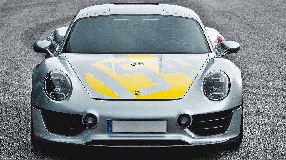 Porsche le mans Living Legend