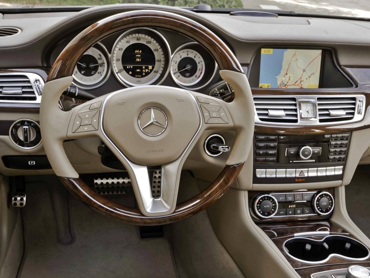 Mercedes Benz CLS 550 AMG
