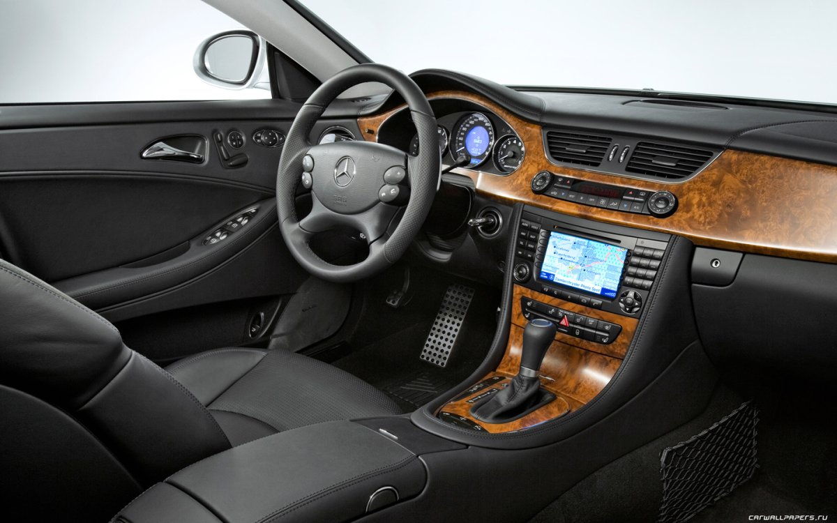 Mercedes Benz CLS 219 салон