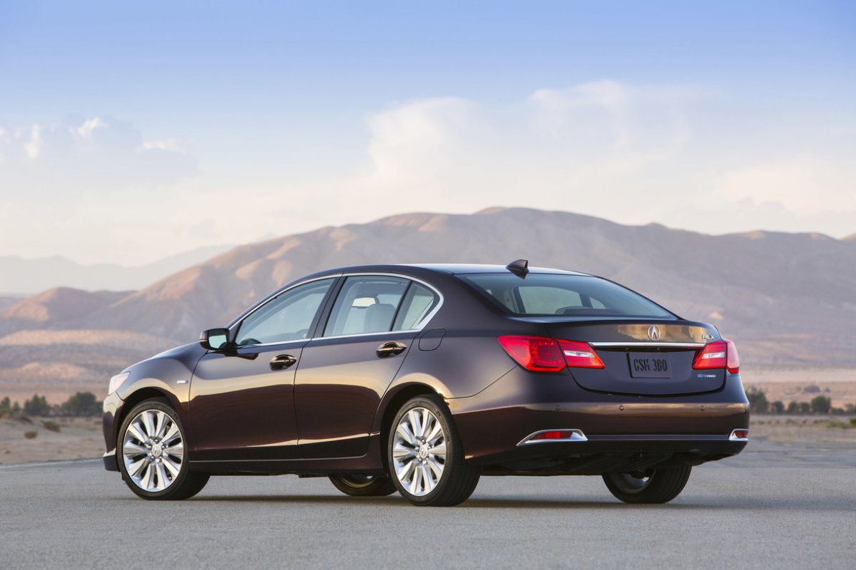 2019 Acura RLX Rear