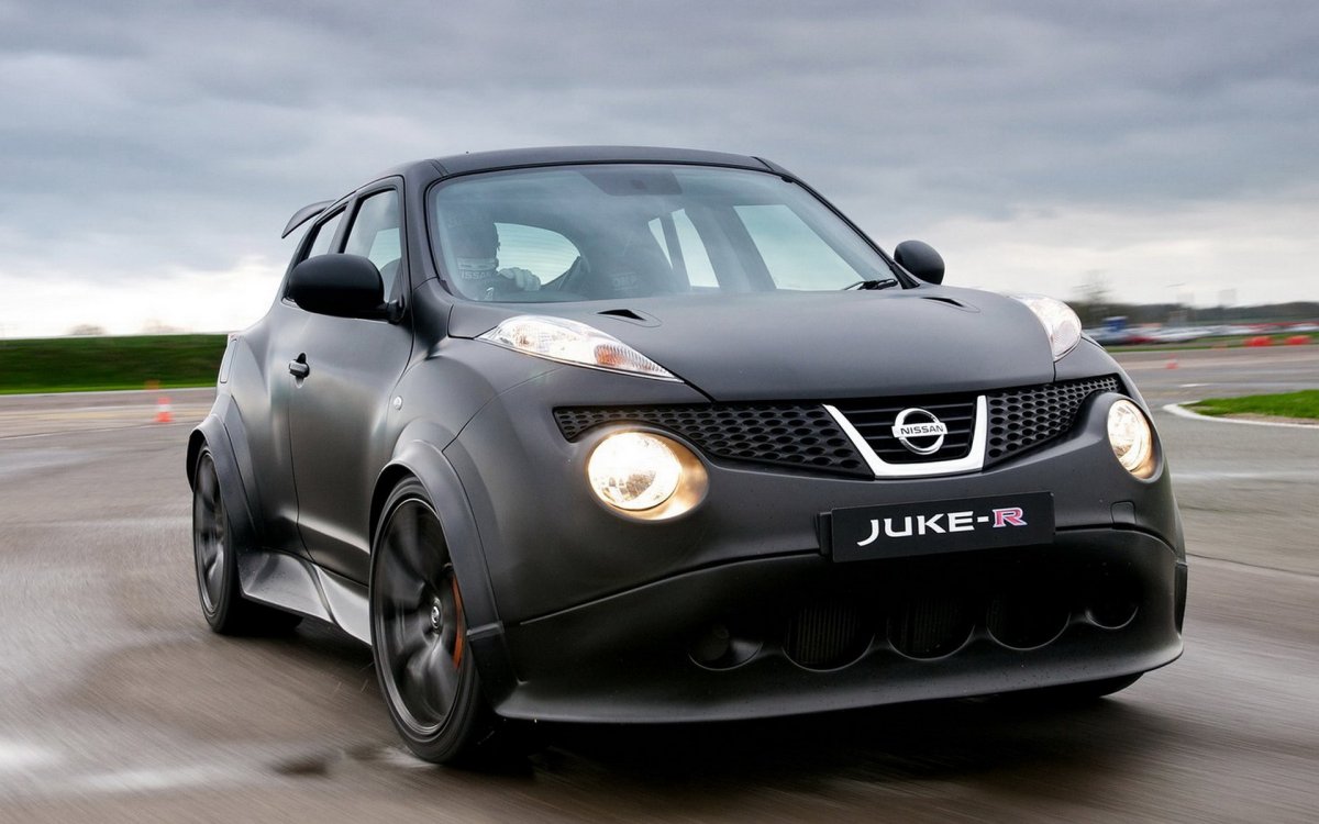 Nissan Juke r 3.8