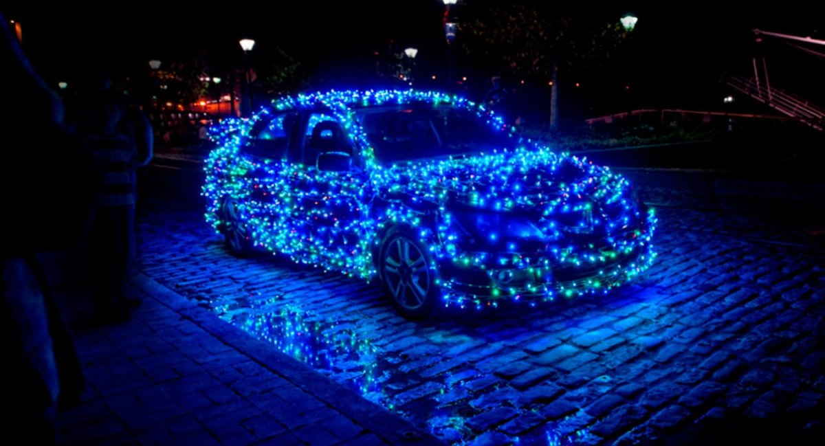 Новогодняя машина