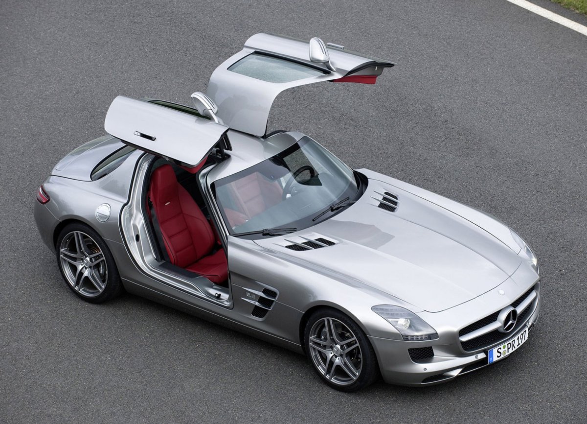 Mercedes SLS AMG 2021