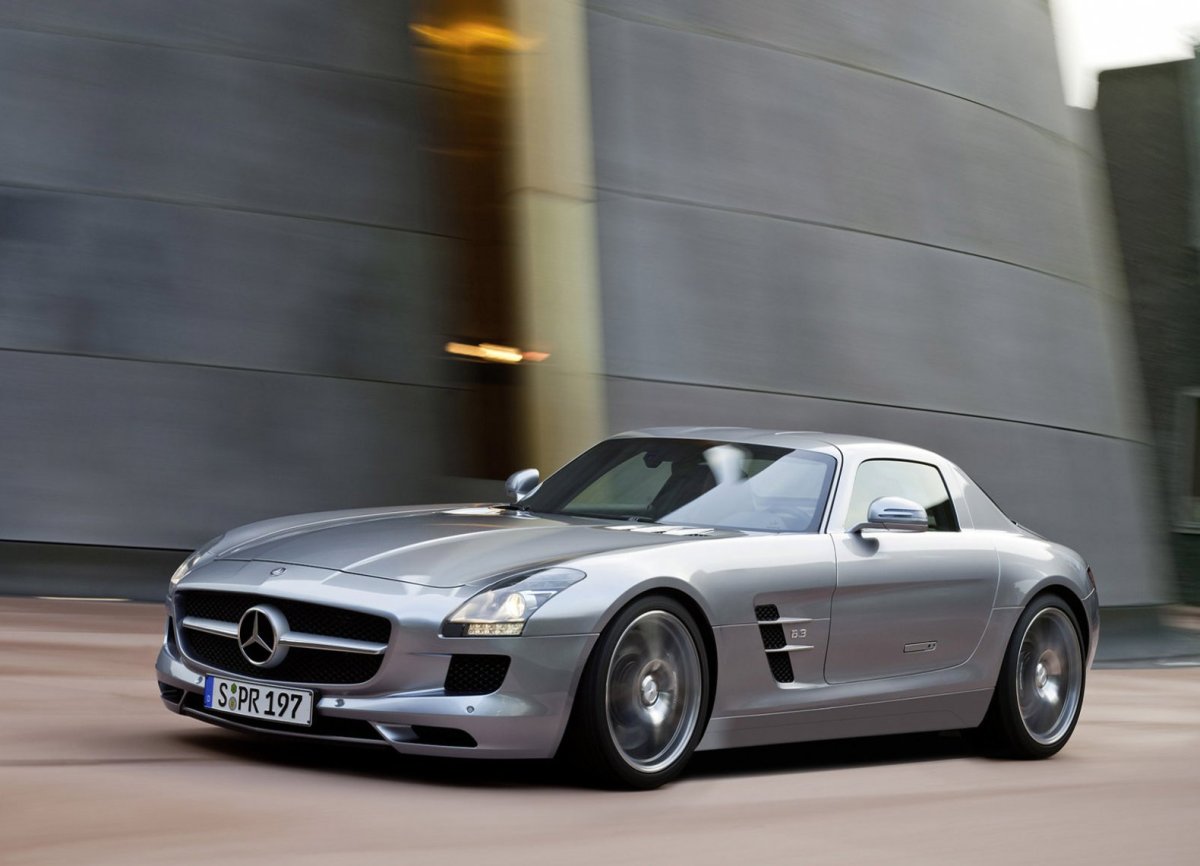 Мерседес SLS AMG