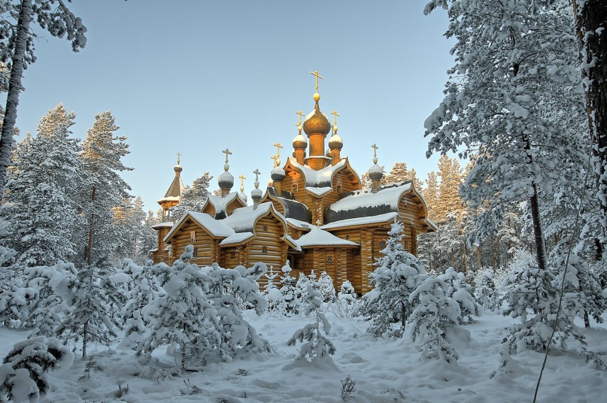 Храм в Сосново зимой