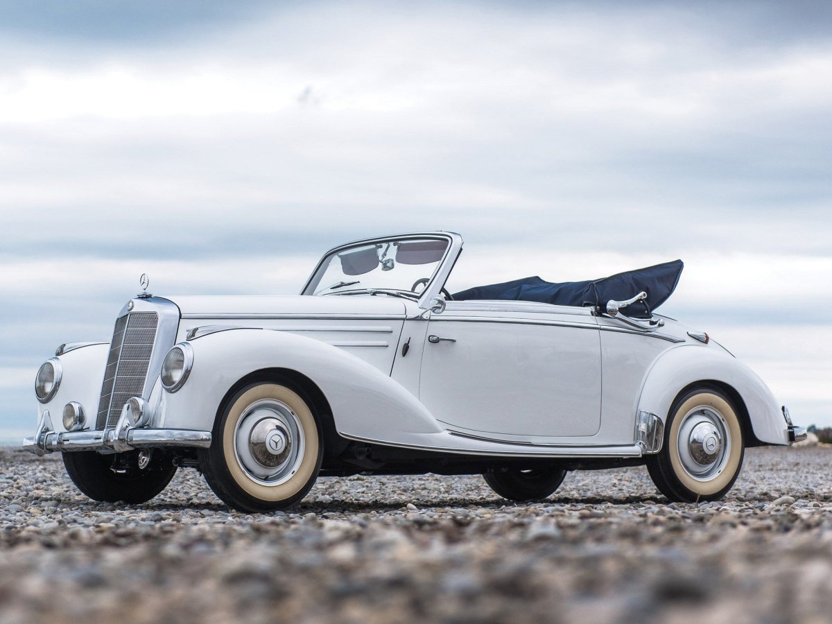 Mercedes-Benz 220 1954