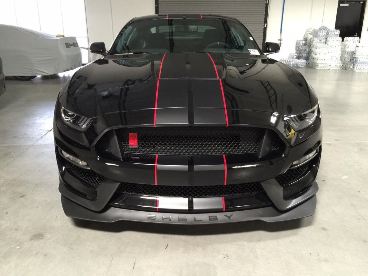 Ford Mustang Shelby gt350