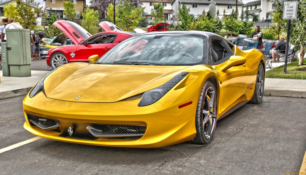 Ferrari 89 желтый
