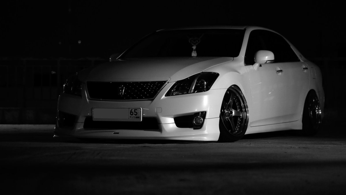 Toyota Crown s200 athlete stance
