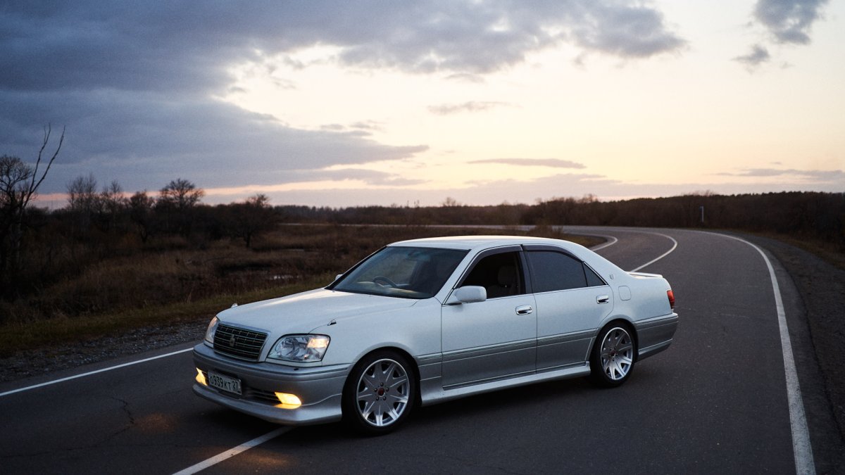 Toyota Crown s170