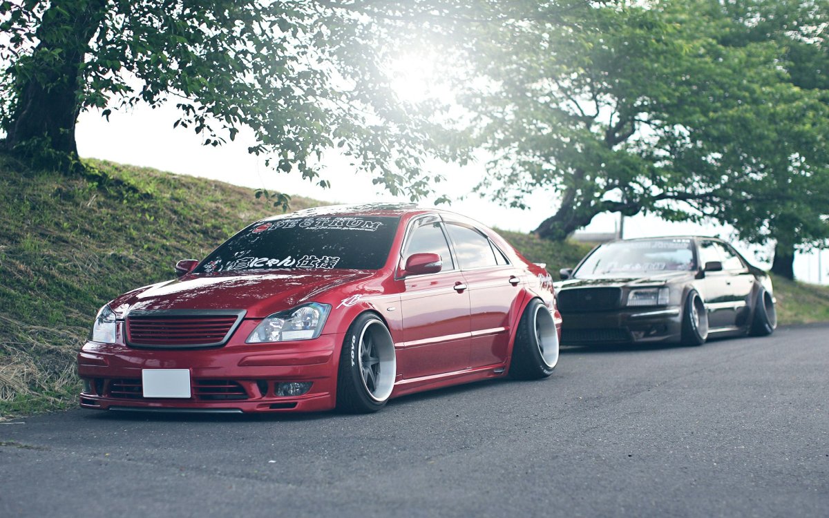 Toyota Crown athlete VIP Style