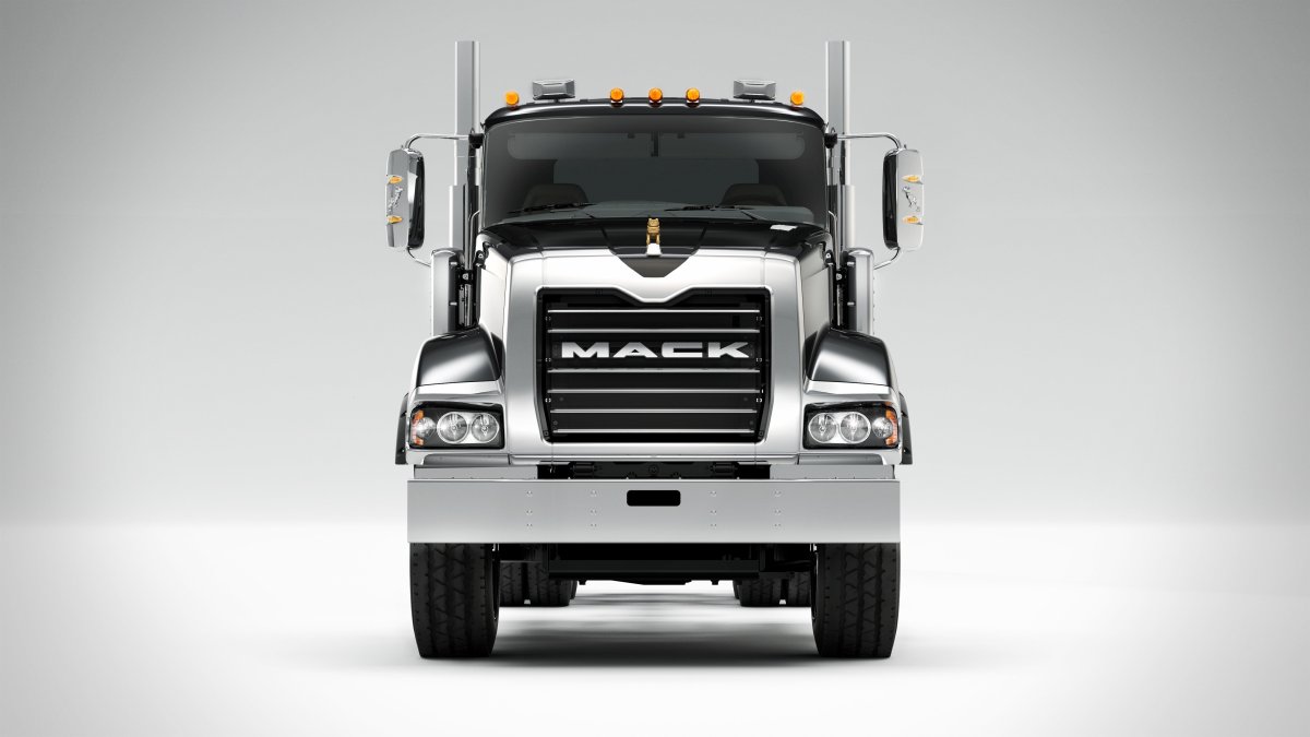 Mack Semi