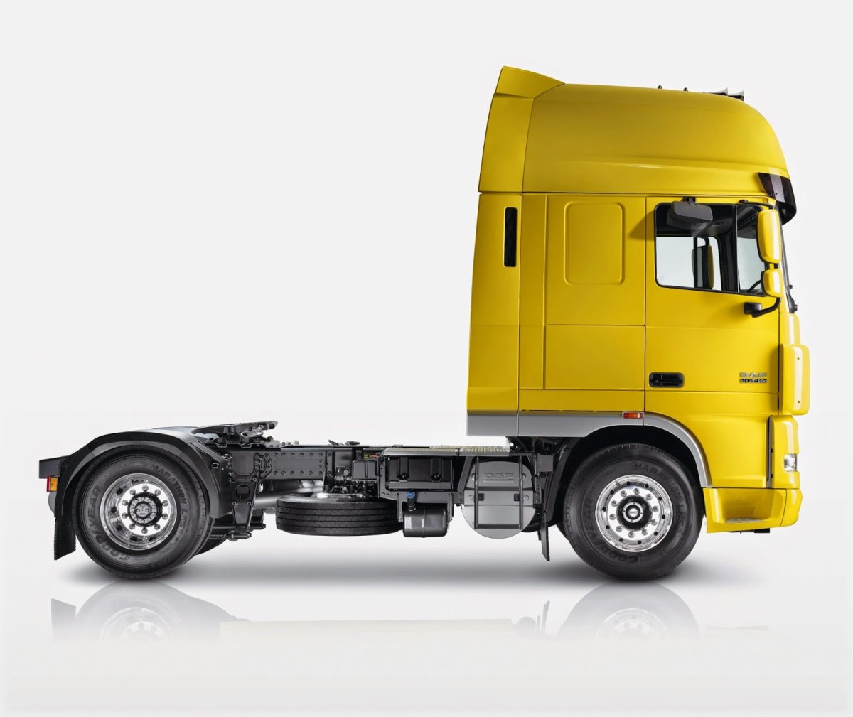 DAF XF 105 сбоку