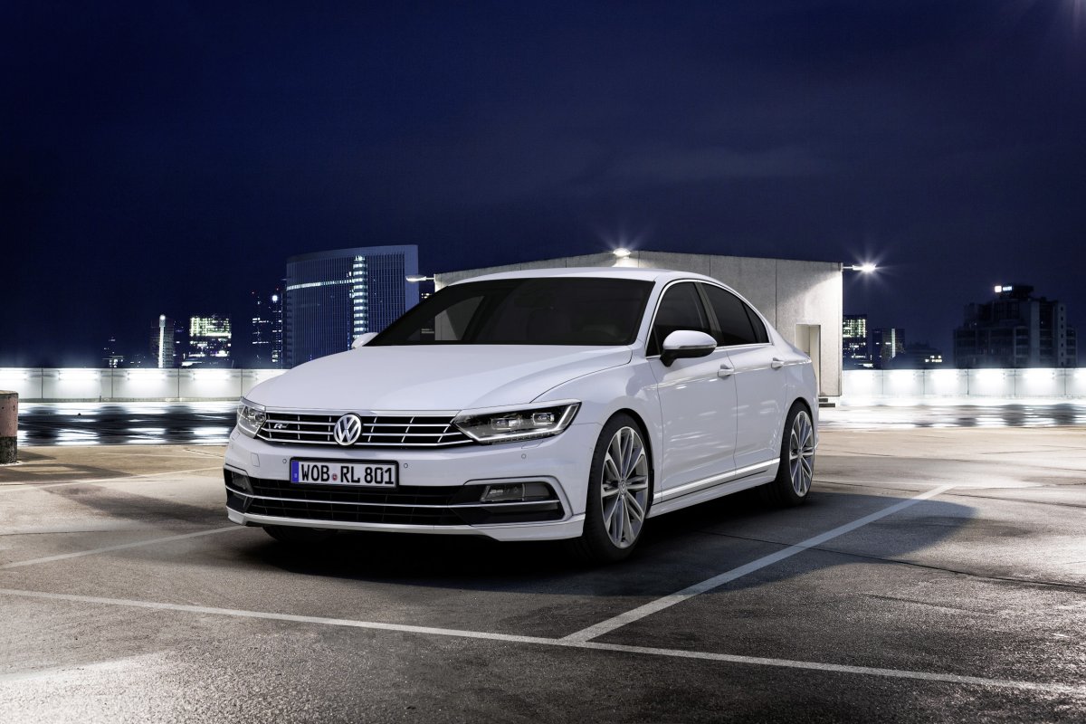 Volkswagen Passat r line 2016