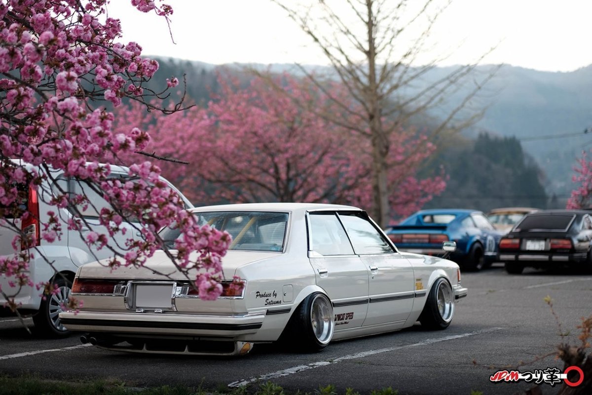 Toyota Mark 2 Сакура