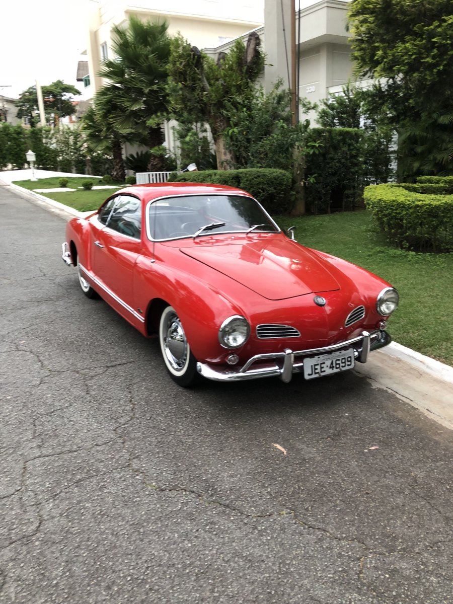 VW Karmann Ghia 1/24