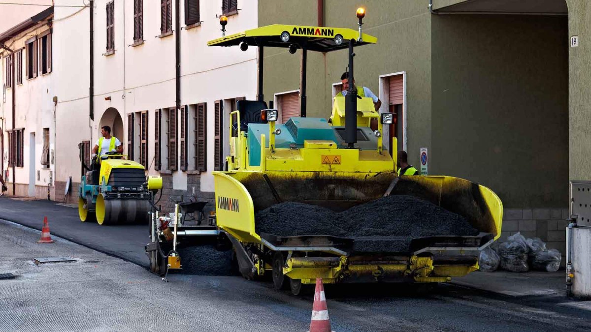 Асфальтоукладчик Ammann aft 350 e