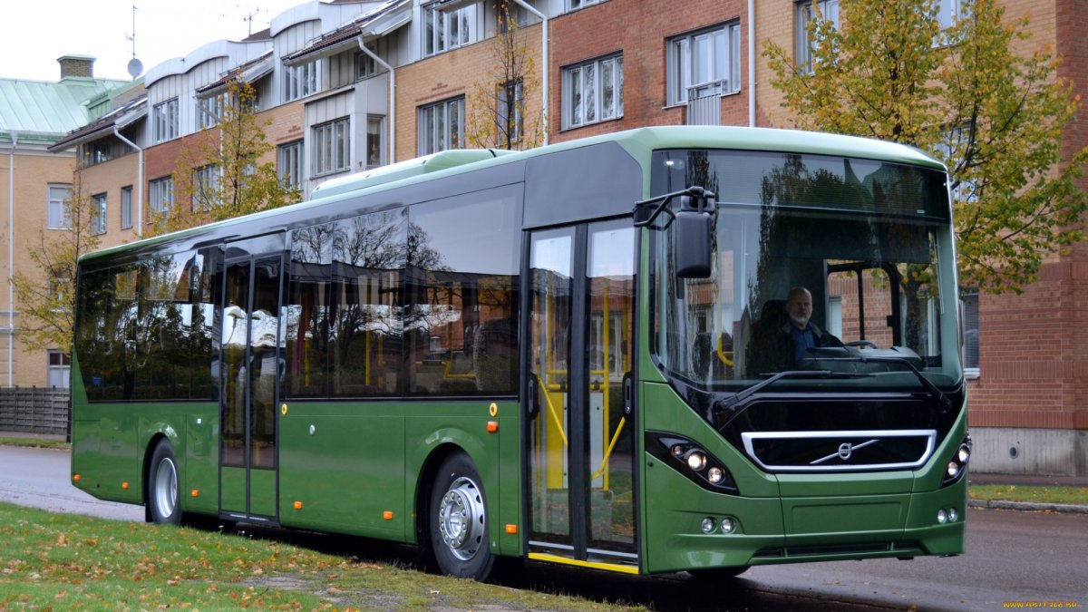 Автобус Volvo 8900