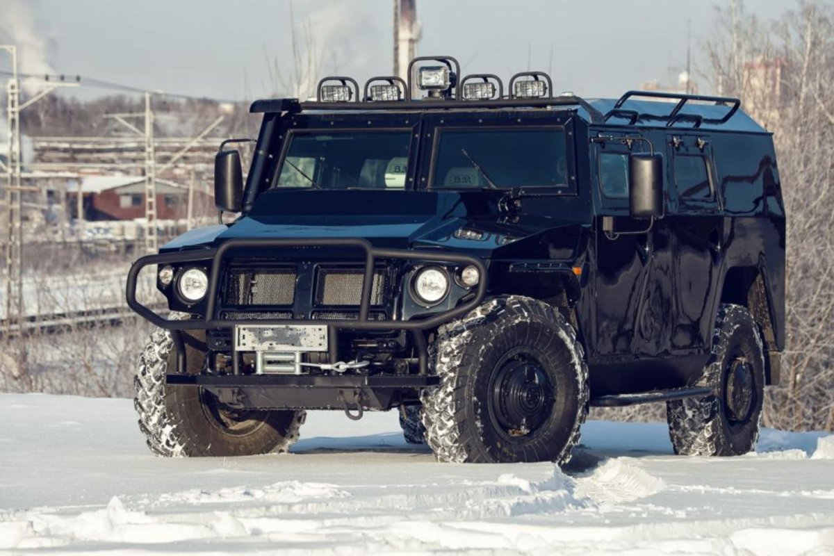 ГАЗ 2330 тигр черный