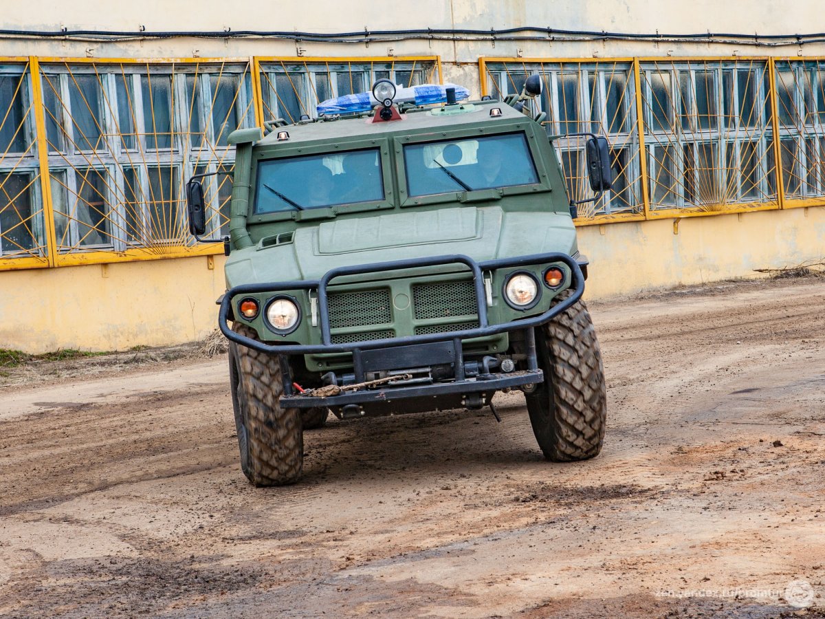 ГАЗ 2330 тигр в рапторе