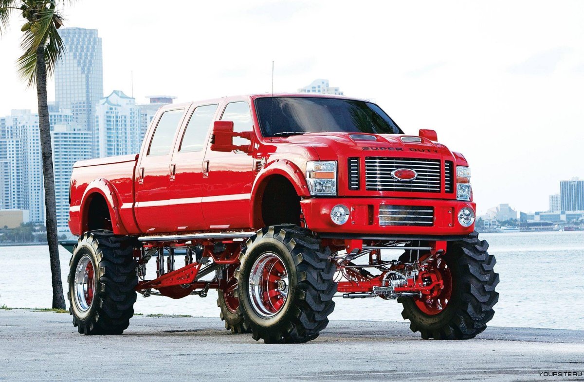 Ford f650 Red
